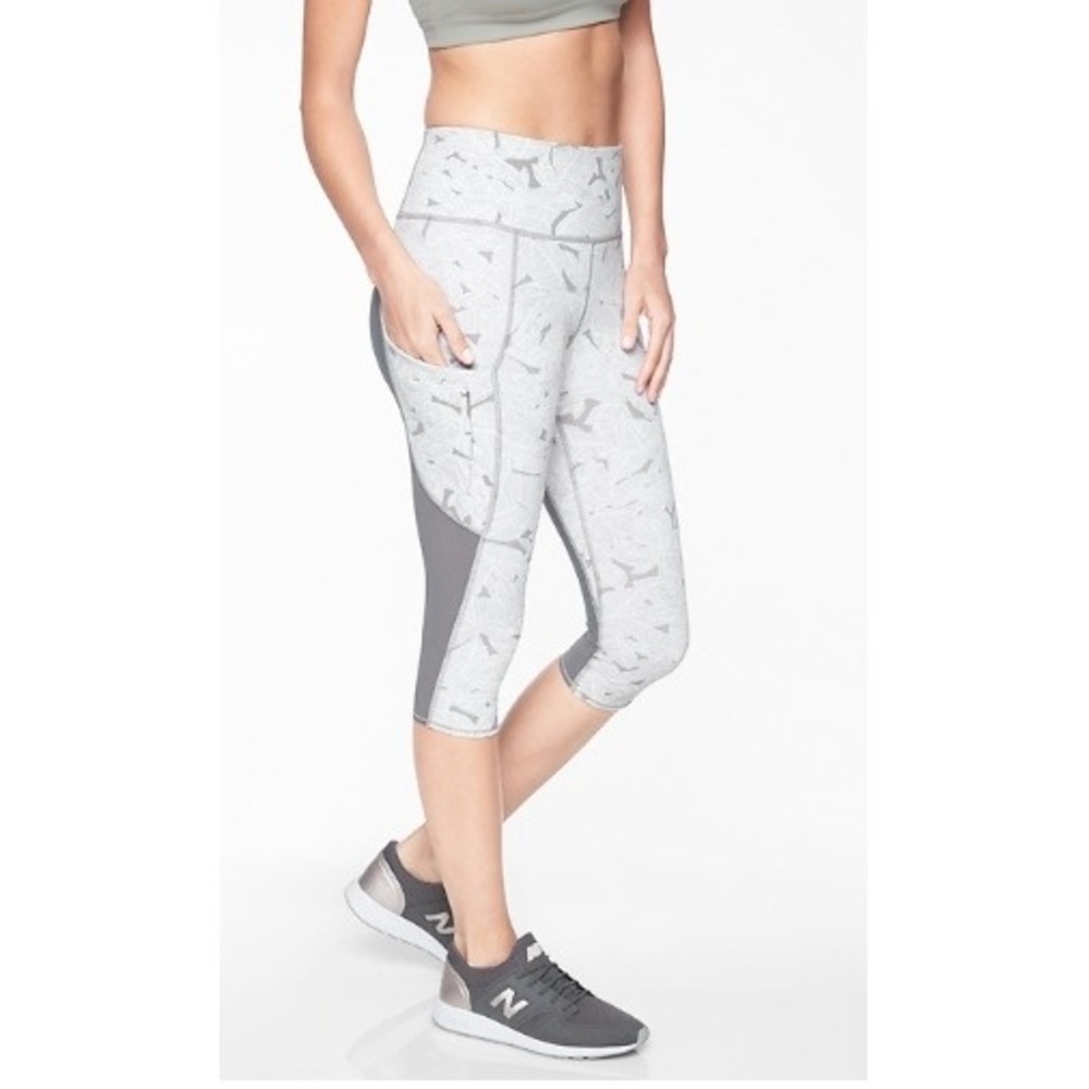 Athleta Palm All In Crop Leggings Womens S Gray White Activewear Pockets